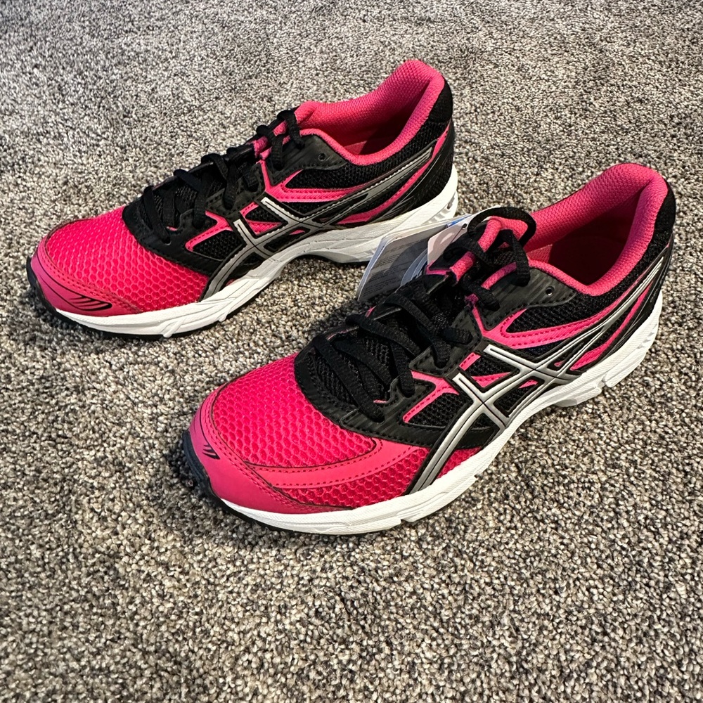 Women's Pink & Black Running Sneakers